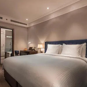 Luxury In Altara Building With Ocean View Vietnam