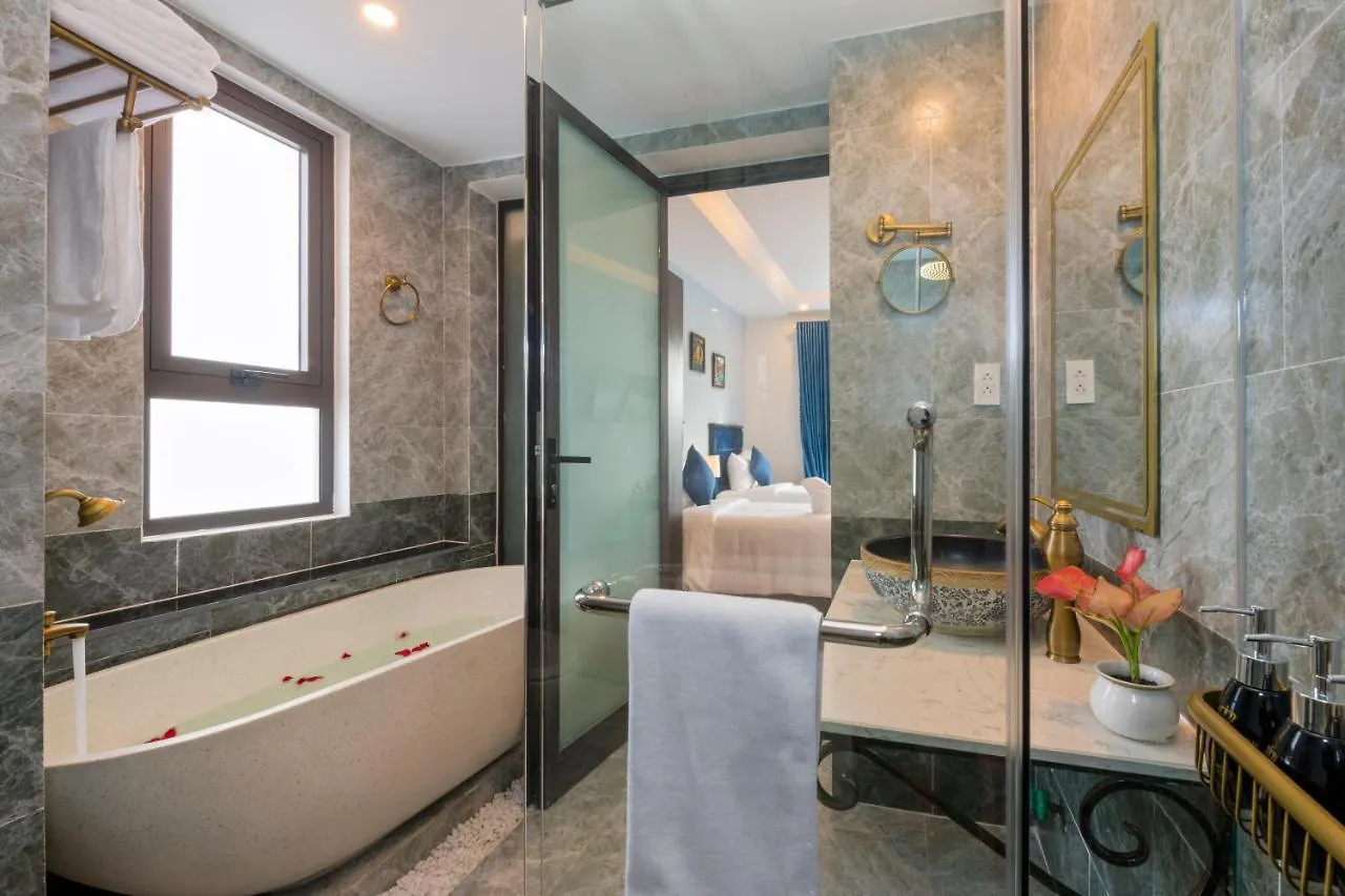 Royal Mansion Boutique Hoi An Hotel